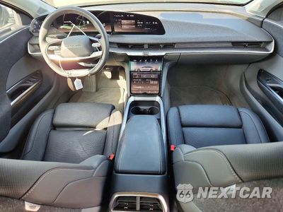 Zdjęcie 8 z 13 samochodu: 2025 LUCID MOTORS AIR PURE VIN:50EA1PGA0SA008245 - miniatura