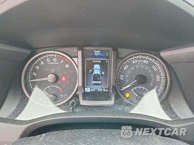 Zdjęcie 9 z 12 samochodu: 2023 TOYOTA TACOMA TRD OFF-ROAD VIN:3TMDZ5BN2PM145898 - miniatura