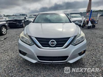 Piąte zdjęcie samochodu w środku: 2018 NISSAN ALTIMA 2.5 SV VIN:1N4AL3AP1JC122929 - miniatura