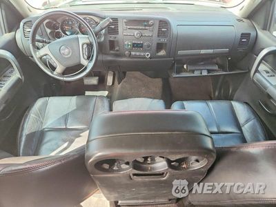 Zdjęcie 8 z 12 samochodu: 2008 GMC SIERRA C1500 VIN:3GTEC13JX8G290147 - miniatura