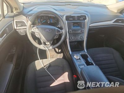 Zdjęcie 8 z 12 samochodu: 2017 FORD FUSION SE HYBRID VIN:3FA6P0LU5HR380765 - miniatura
