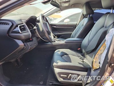 Zdjęcie 7 z 12 samochodu: 2018 TOYOTA CAMRY SE VIN:4T1B11HK8JU647057 - miniatura