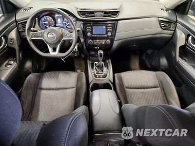 Zdjęcie 8 z 13 samochodu: 2017 NISSAN ROGUE S VIN:KNMAT2MV4HP532206 - miniatura