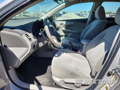 Zdjęcie 7 z 13 samochodu: 2010 TOYOTA COROLLA LE VIN:1NXBU4EE6AZ338758 - miniatura