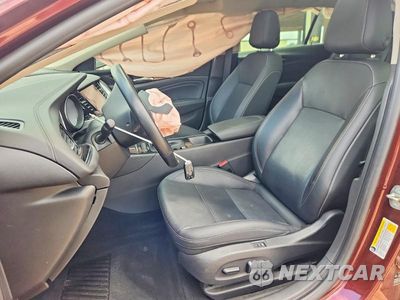 Zdjęcie 7 z 13 samochodu: 2018 BUICK REGAL TOURX ESSENCE VIN:W04GV8SX9J1089257 - miniatura