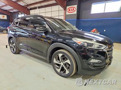 Czwarte zdjęcie samochodu z boku: 2016 HYUNDAI TUCSON LIMITED VIN:KM8J3CA26GU236311 - miniatura