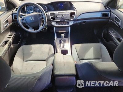 Zdjęcie 8 z 12 samochodu: 2015 HONDA ACCORD LX VIN:1HGCR2F33FA084402 - miniatura