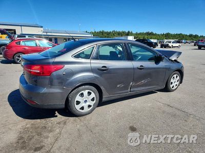 Trzecie zdjęcie samochodu z tyłu: 2017 FORD FOCUS S VIN:1FADP3E26HL326488 - miniatura