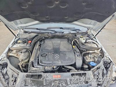 Zdjęcie 11 z 12 samochodu: 2013 MERCEDES-BENZ C 300 4MATIC VIN:WDDGF8AB4DA842471 - miniatura