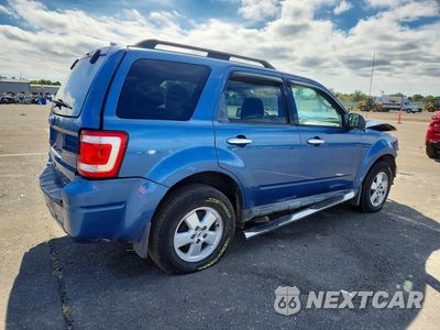 Trzecie zdjęcie samochodu z tyłu: 2010 FORD ESCAPE XLT VIN:1FMCU0D70AKA69801 - miniatura