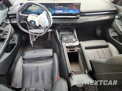 Zdjęcie 8 z 12 samochodu: 2024 BMW 530 XI VIN:WBA53FJ0XRCR00878 - miniatura