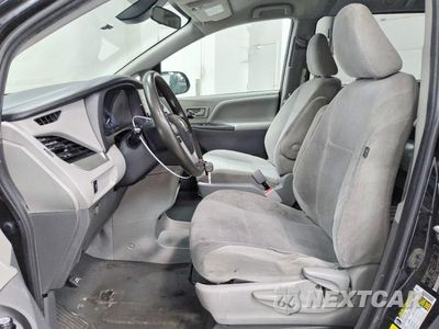 Zdjęcie 7 z 13 samochodu: 2020 TOYOTA SIENNA L VIN:5TDZZ3DC1LS036431 - miniatura