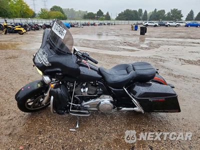 Trzecie zdjęcie samochodu z tyłu: 2018 HARLEY-DAVIDSON FLHTP POLICE ELECTRA GLIDE VIN:1HD1FMC19JB658659 - miniatura