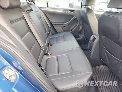 Zdjęcie 10 z 12 samochodu: 2017 VOLKSWAGEN JETTA SE VIN:3VWDB7AJ4HM274769 - miniatura