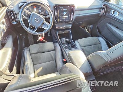 Zdjęcie 8 z 14 samochodu: 2019 VOLVO XC40 T5 R-DESIGN VIN:YV4162UM3K2048785 - miniatura