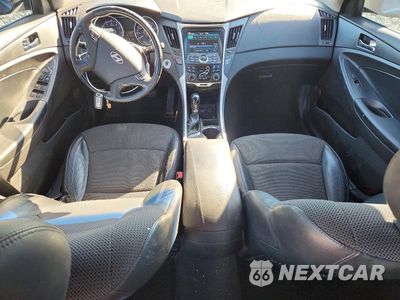 Zdjęcie 8 z 12 samochodu: 2012 HYUNDAI SONATA SE 2.0T VIN:5NPEC4AB7CH411973 - miniatura