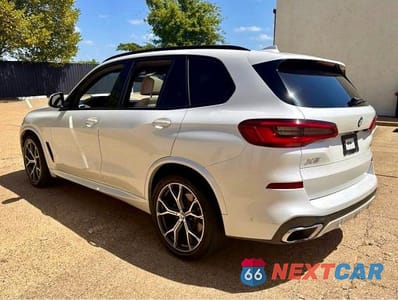 Trzecie zdjęcie samochodu z tyłu: 2019 BMW X5 XDRIVE40I VIN:5UXCR6C55KLL37146 - miniatura