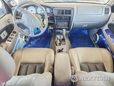 Zdjęcie 8 z 12 samochodu: 2004 TOYOTA TACOMA V6 VIN:5TEHN72N04Z308538 - miniatura