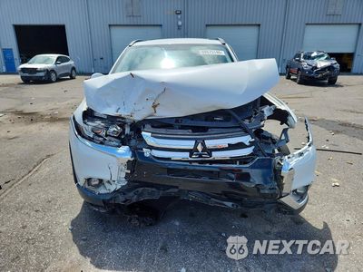 Piąte zdjęcie samochodu w środku: 2016 MITSUBISHI OUTLANDER SE VIN:JA4AD3A31GZ064017 - miniatura