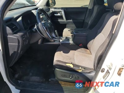 Zdjęcie 7 z 13 samochodu: 2017 TOYOTA 4RUNNER SR5 VIN:JTEBU5JR1H5481412 - miniatura