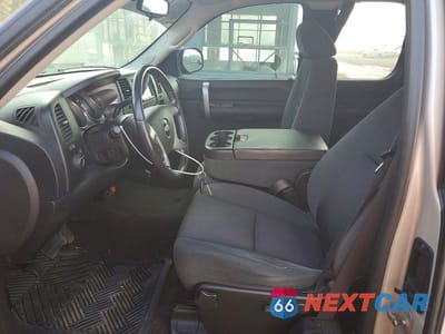Zdjęcie 7 z 12 samochodu: 2009 CHEVROLET SILVERADO K1500 LT VIN:1GCEK29J69Z184005 - miniatura