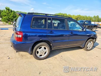 Trzecie zdjęcie samochodu z tyłu: 2004 TOYOTA HIGHLANDER LIMITED VIN:JTEEP21A740056216 - miniatura
