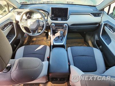 Zdjęcie 8 z 12 samochodu: 2025 TOYOTA RAV4 HYBRID XLE VIN:JTMRWRFV5SD316602 - miniatura
