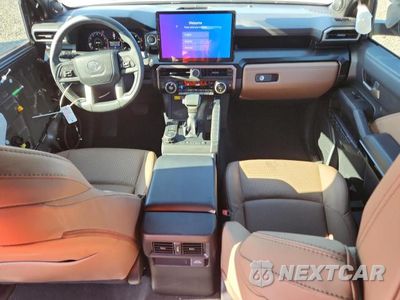 Zdjęcie 8 z 14 samochodu: 2026 TOYOTA 4RUNNER LIMITED VIN:JTEVA5BR2T5121661 - miniatura
