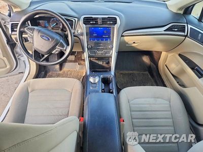 Zdjęcie 8 z 12 samochodu: 2020 FORD FUSION SE VIN:3FA6P0HD7LR207363 - miniatura