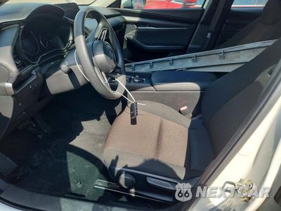 Zdjęcie 7 z 13 samochodu: 2019 MAZDA 3 VIN:JM1BPABL0K1109573 - miniatura