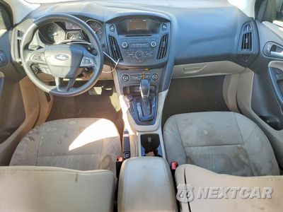 Zdjęcie 8 z 12 samochodu: 2017 FORD FOCUS SE VIN:1FADP3F29HL221183 - miniatura