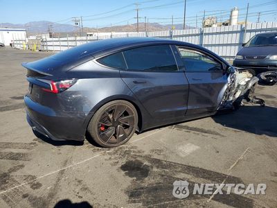 Trzecie zdjęcie samochodu z tyłu: 2024 TESLA MODEL 3 VIN:5YJ3E1ET0RF835506 - miniatura