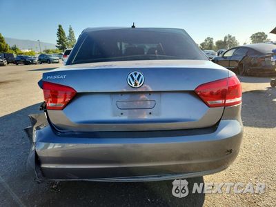Zdjęcie 6 z 13 samochodu: 2012 VOLKSWAGEN PASSAT S VIN:1VWAP7A38CC014746 - miniatura