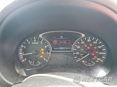Zdjęcie 9 z 12 samochodu: 2017 NISSAN ALTIMA 2.5 SR VIN:1N4AL3AP8HC139835 - miniatura