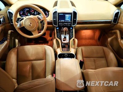 Zdjęcie 8 z 13 samochodu: 2011 PORSCHE CAYENNE VIN:WP1AA2A28BLA10465 - miniatura