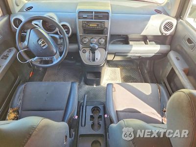Zdjęcie 8 z 12 samochodu: 2006 HONDA ELEMENT LX VIN:5J6YH18396L011841 - miniatura