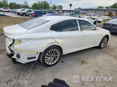 Trzecie zdjęcie samochodu z tyłu: 2023 LEXUS ES 300H ULTRA LUXURY VIN:58AFA1C1XPU035525 - miniatura