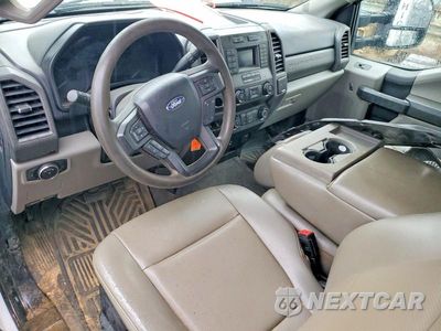Zdjęcie 8 z 12 samochodu: 2021 FORD F550 SUPER DUTY BOX TRUCK VIN:1FDUF5GT3MDA05734 - miniatura
