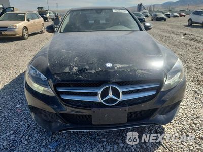 Piąte zdjęcie samochodu w środku: 2017 MERCEDES-BENZ C 300 VIN:55SWF4JB1HU213891 - miniatura