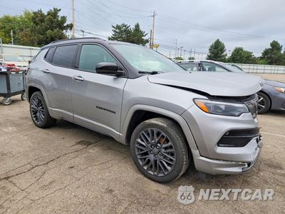 Czwarte zdjęcie samochodu z boku: 2022 JEEP COMPASS LIMITED VIN:3C4NJDCB3NT140707 - miniatura