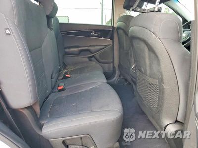 Zdjęcie 11 z 13 samochodu: 2019 KIA SORENTO LX VIN:5XYPG4A38KG541336 - miniatura