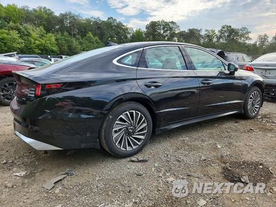 Trzecie zdjęcie samochodu z tyłu: 2026 HYUNDAI SONATA HYBRID LIMITED VIN:KMHL54JJ3TA158923 - miniatura