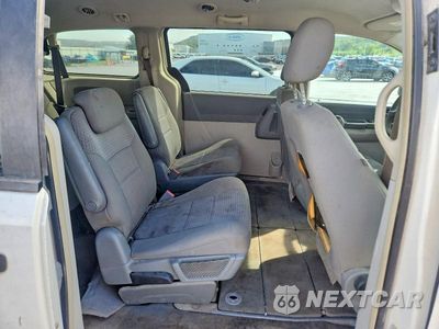 Zdjęcie 11 z 13 samochodu: 2008 CHRYSLER TOWN & COUNTRY LX VIN:2A8HR44H78R141111 - miniatura