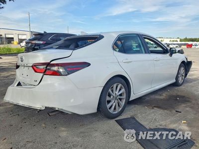 Trzecie zdjęcie samochodu z tyłu: 2023 TOYOTA CAMRY LE VIN:4T1C11AK2PU087446 - miniatura
