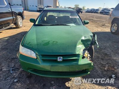 Piąte zdjęcie samochodu w środku: 1998 HONDA ACCORD EX VIN:1HGCG1659WA059912 - miniatura