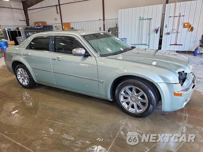 Czwarte zdjęcie samochodu z boku: 2006 CHRYSLER 300C VIN:2C3LA63H36H289236 - miniatura