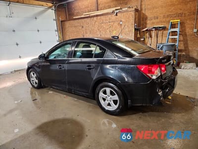 Drugie zdjęcie samochodu z przodu: 2015 CHEVROLET CRUZE LT VIN:1G1PC5SB6F7208216 - miniatura