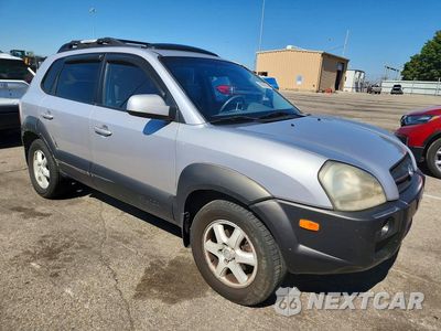 Czwarte zdjęcie samochodu z boku: 2005 HYUNDAI TUCSON GLS VIN:KM8JN12D05U216597 - miniatura