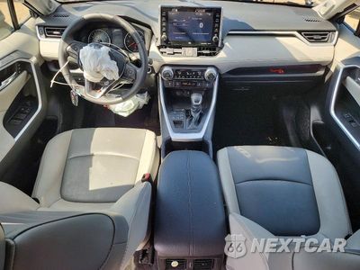 Zdjęcie 8 z 12 samochodu: 2022 TOYOTA RAV4 XLE PREMIUM VIN:2T3A1RFV3NW251171 - miniatura