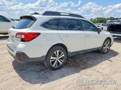 Trzecie zdjęcie samochodu z tyłu: 2019 SUBARU OUTBACK 2.5I LIMITED VIN:4S4BSANC7K3250943 - miniatura